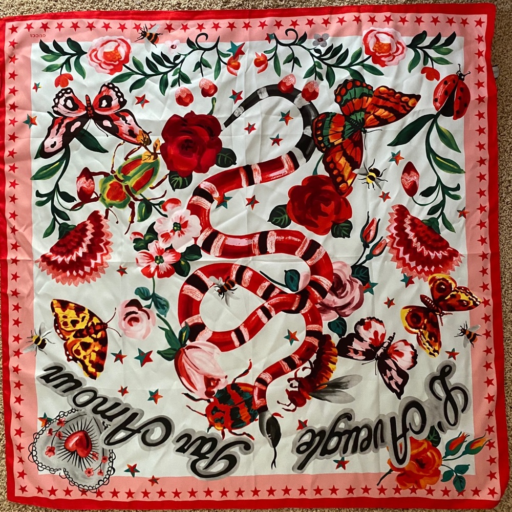 Gucci scarf